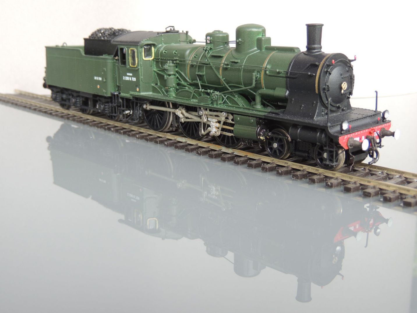 2-230 B 729 région Nord SNCF, dépôt de Calais